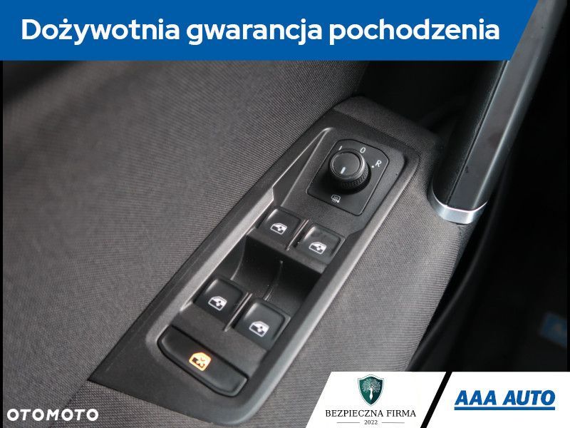 Volkswagen Touran - 20