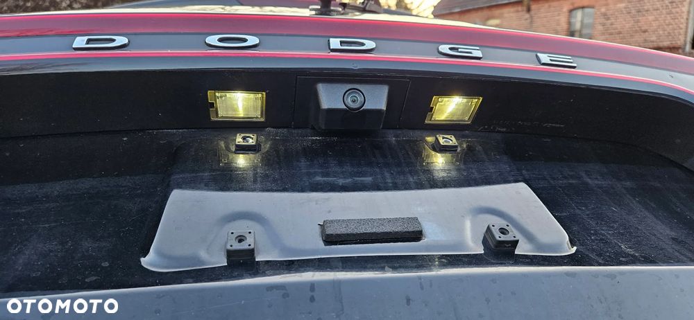 Dodge Durango III LIFT 2017- lampka tablicy rejestracyjnej Oświetlenie tablicy Lampki blendy tył - 1