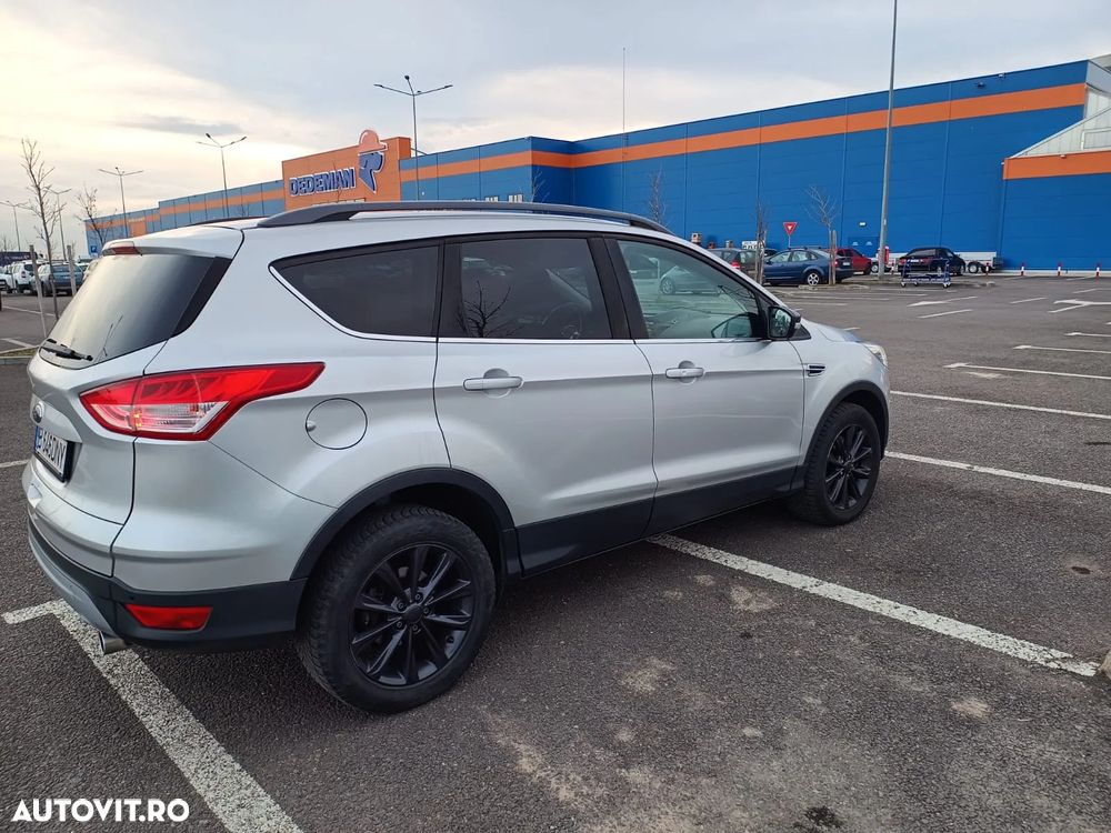 Ford Kuga 2.0 TDCi 4WD Titanium - 4