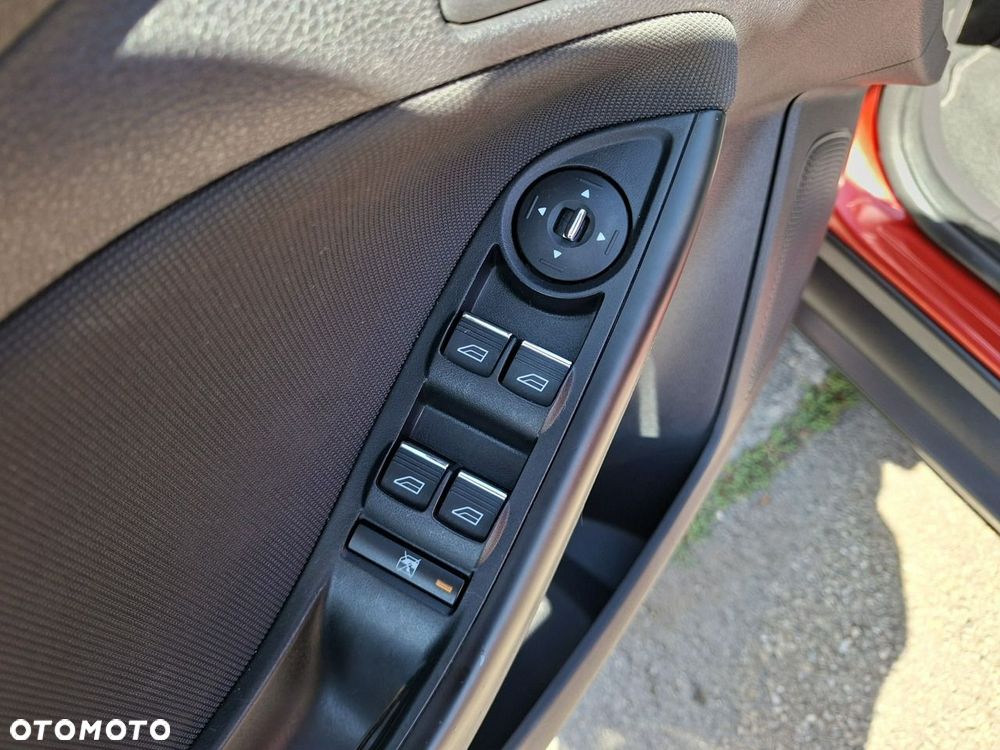Ford Focus - 16