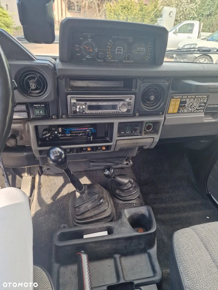 Toyota Land Cruiser - 29