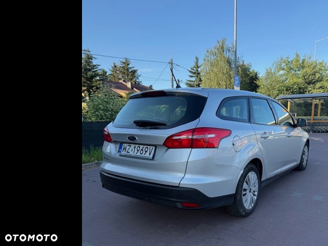 Ford Focus 1.5 TDCi Trend - 6