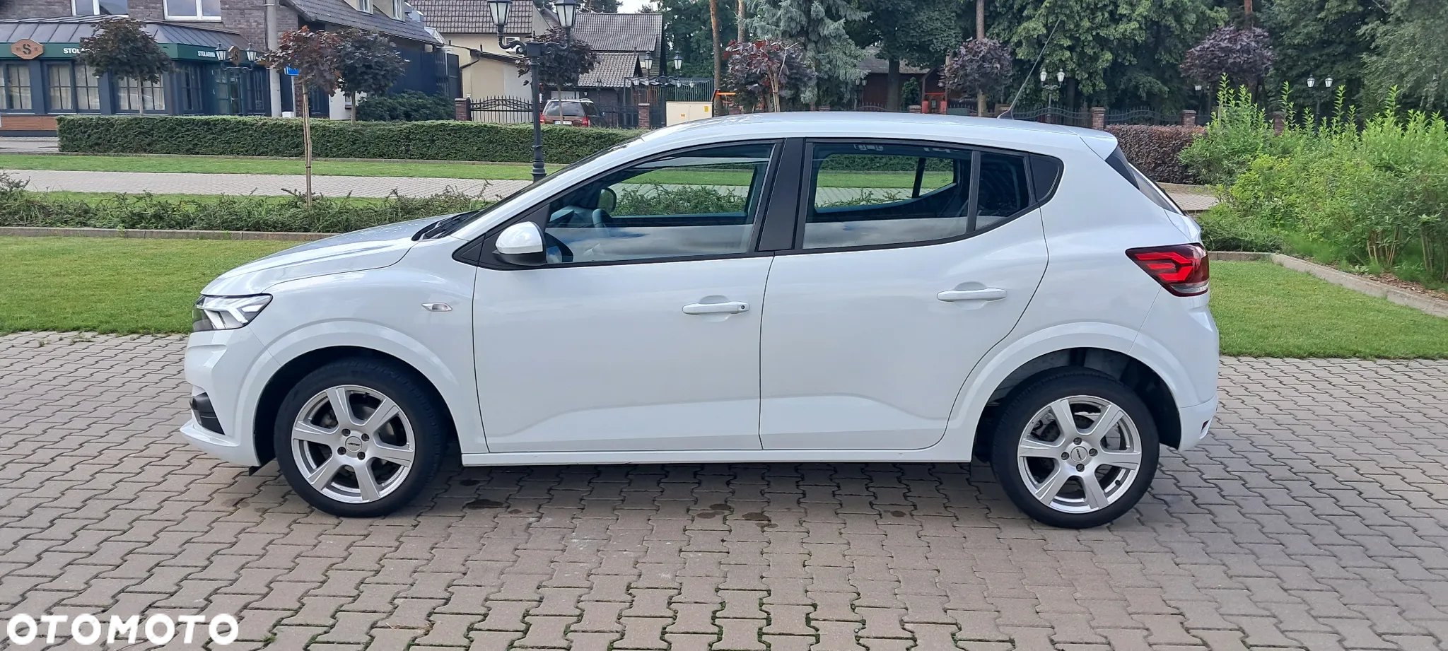 Dacia Sandero SCe 65 Essential - 9