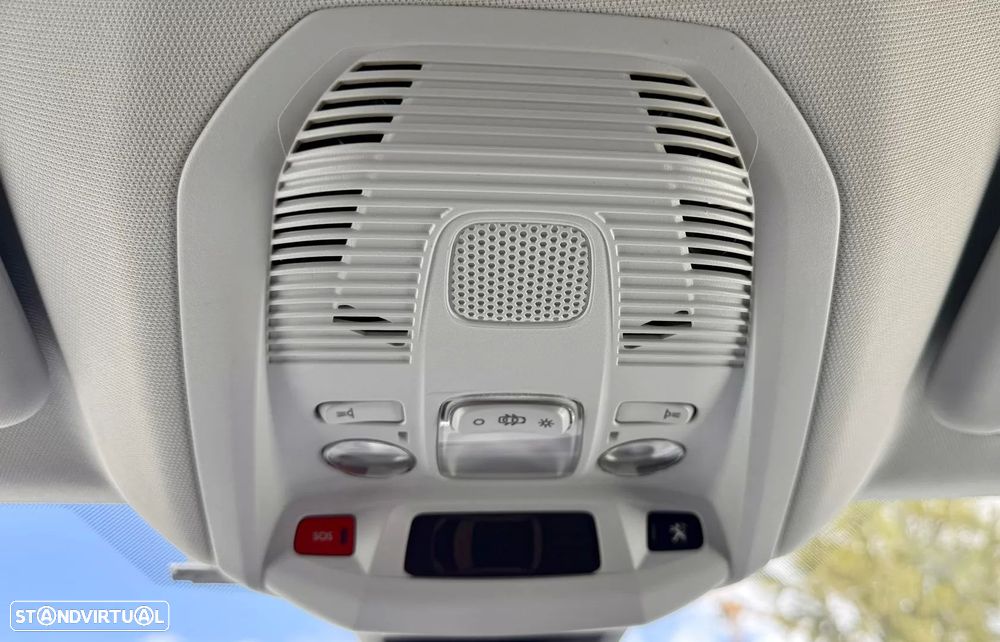 Peugeot 3008 PureTech 130 Stop & Start GPF EAT8 Crossway - 30