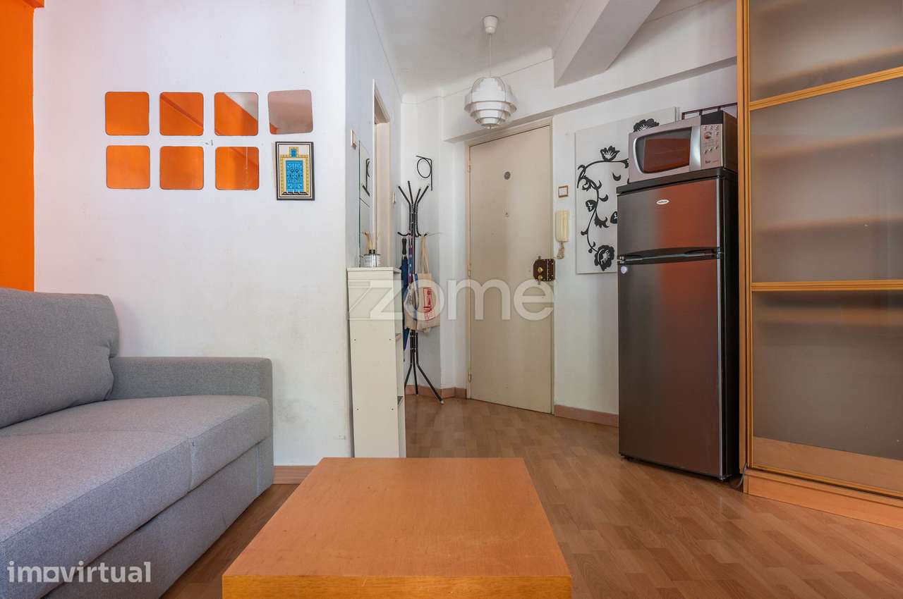 Arrenda-se apartamento T0 - Grande imagem: 4/16