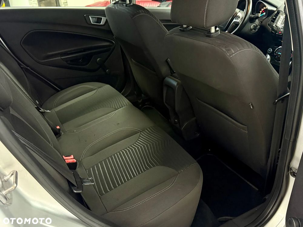 Ford Fiesta - 13