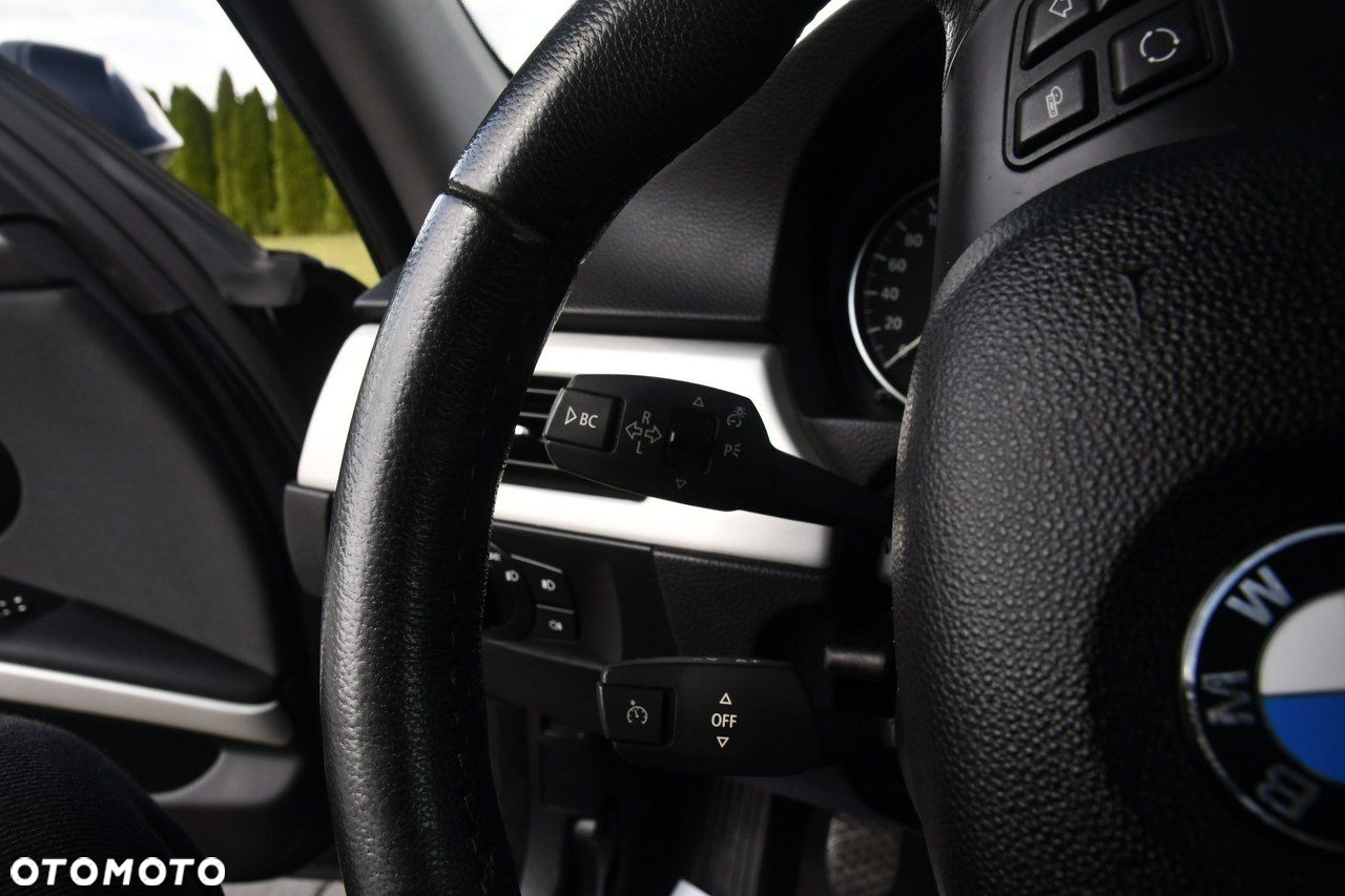 BMW Seria 3 - 28