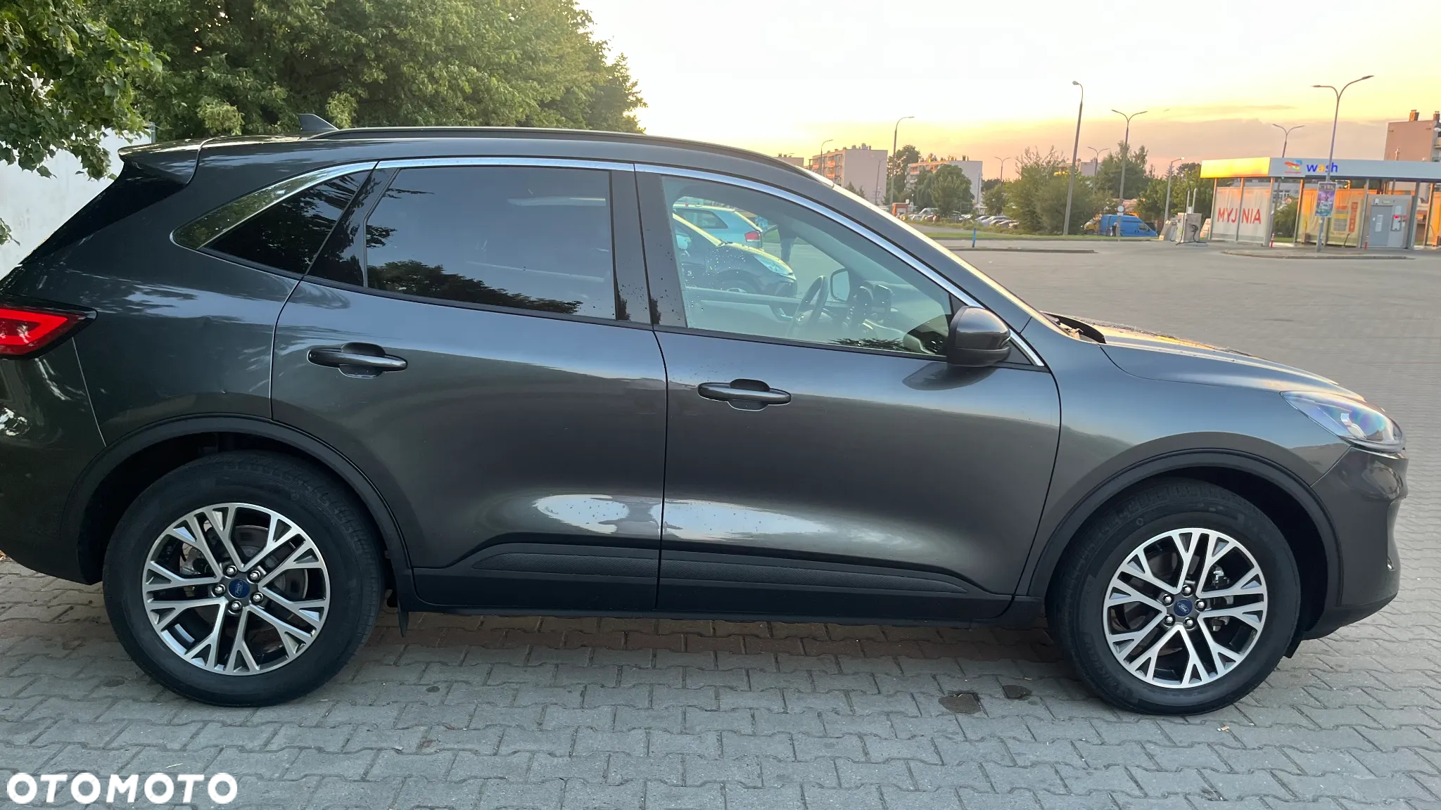 Ford Escape 1.5 EcoBoost AWD SE - 4