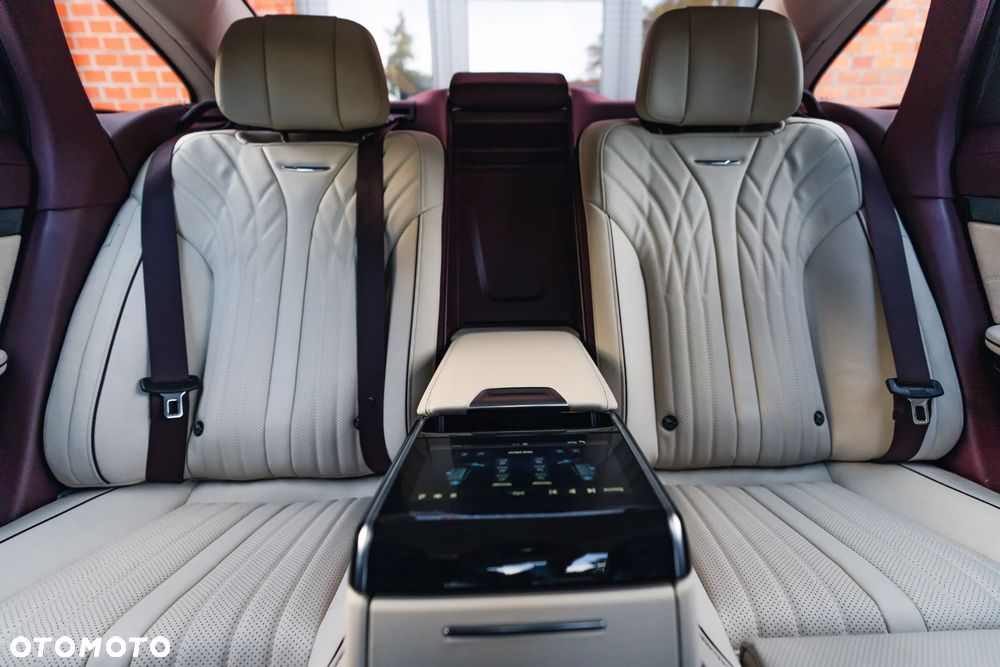 Hongqi H9 2.0T Deluxe - 34