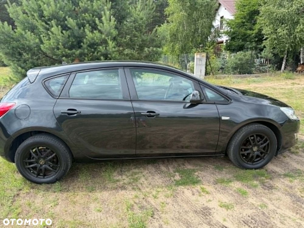Opel Astra - 2