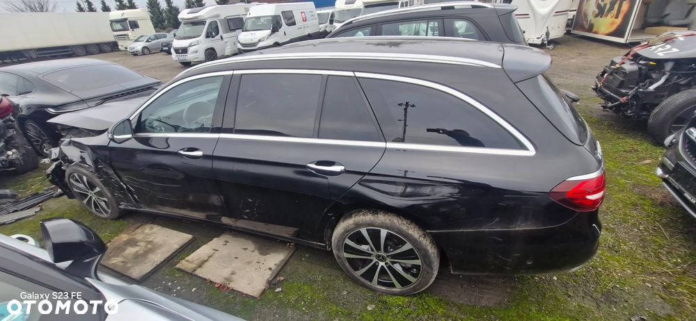 Mercedes-Benz Klasa E 220 d 4Matic 9G-TRONIC Avantgarde - 8