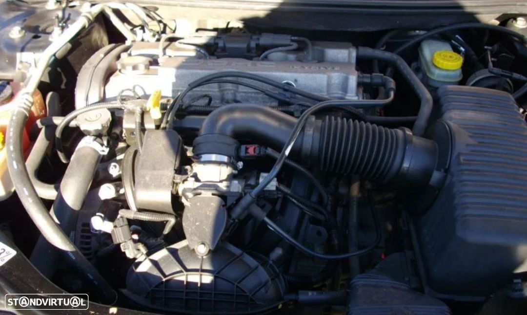 Motor Chrysler Sebring 2.0 para peças do ano 2001 - 1