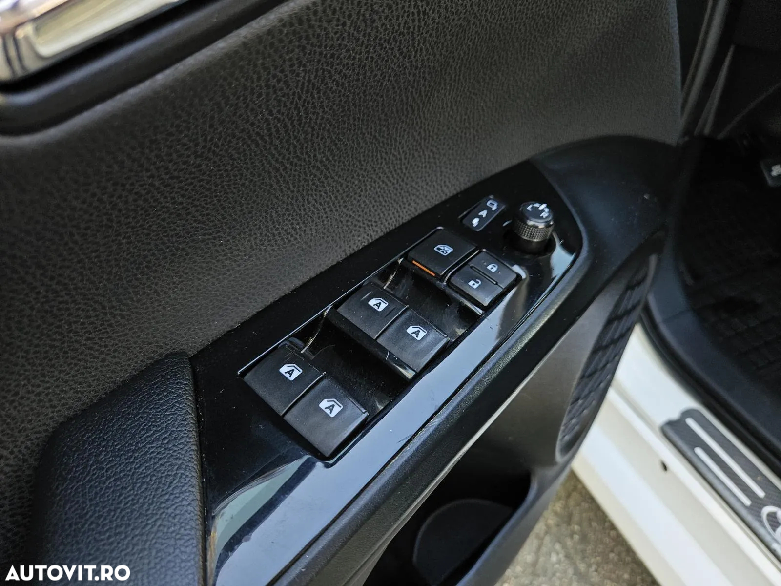 Toyota Prius - 8