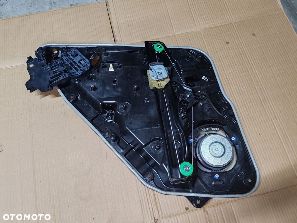 Podnośnik szyby 827m05dk5a prawa tył tylna Infiniti Q30 15-19 - 3