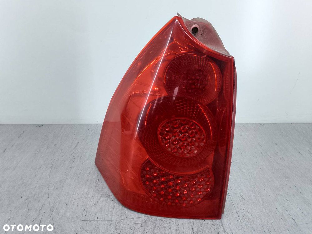 LAMPA TYLNA LEWA PEUGEOT 307 SW FL 557686 KOMBI - 1