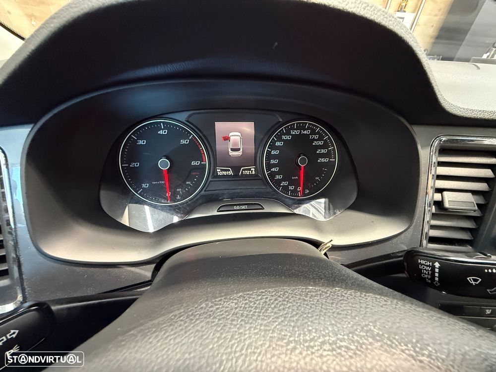 SEAT Ateca 1.6 TDI ECOMOTIVE Reference - 9