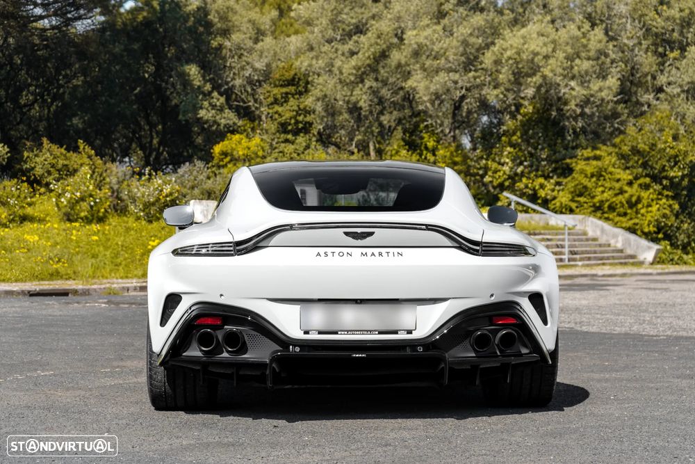 Aston Martin Vantage Coupe - 5