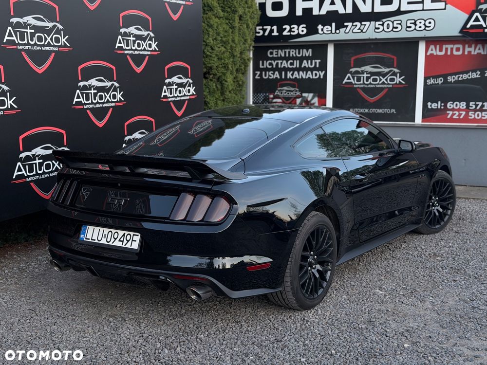 Ford Mustang - 9