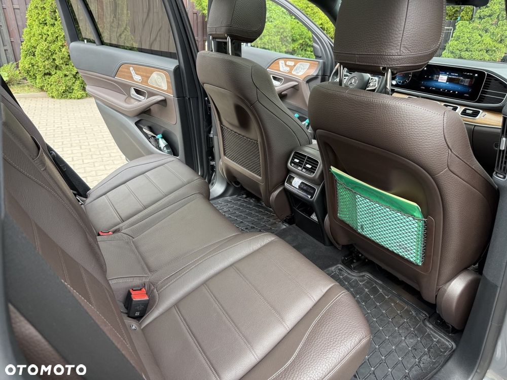 Mercedes-Benz GLS - 25