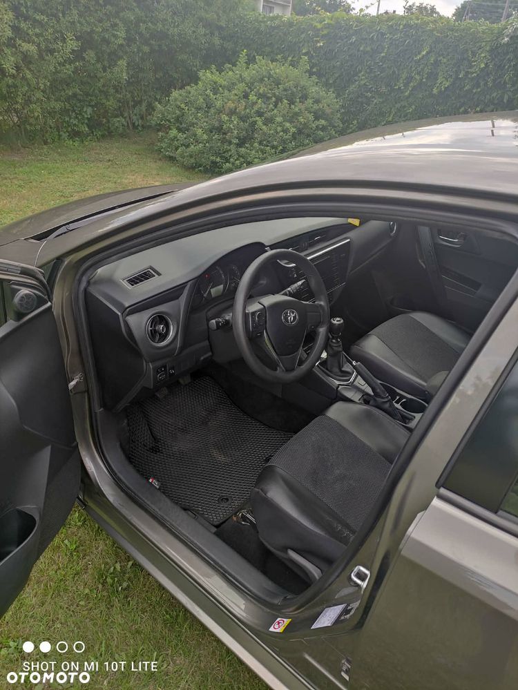 Toyota Auris 1.33 VVT-i Active - 10