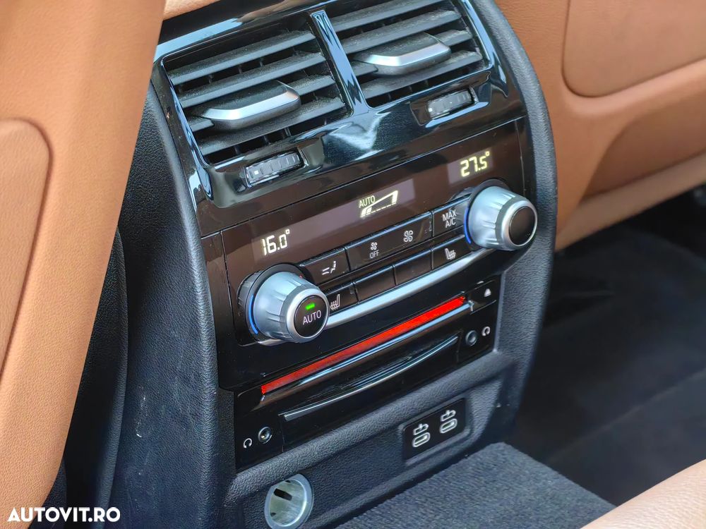 BMW Seria 5 530e Aut. Luxury Line - 18