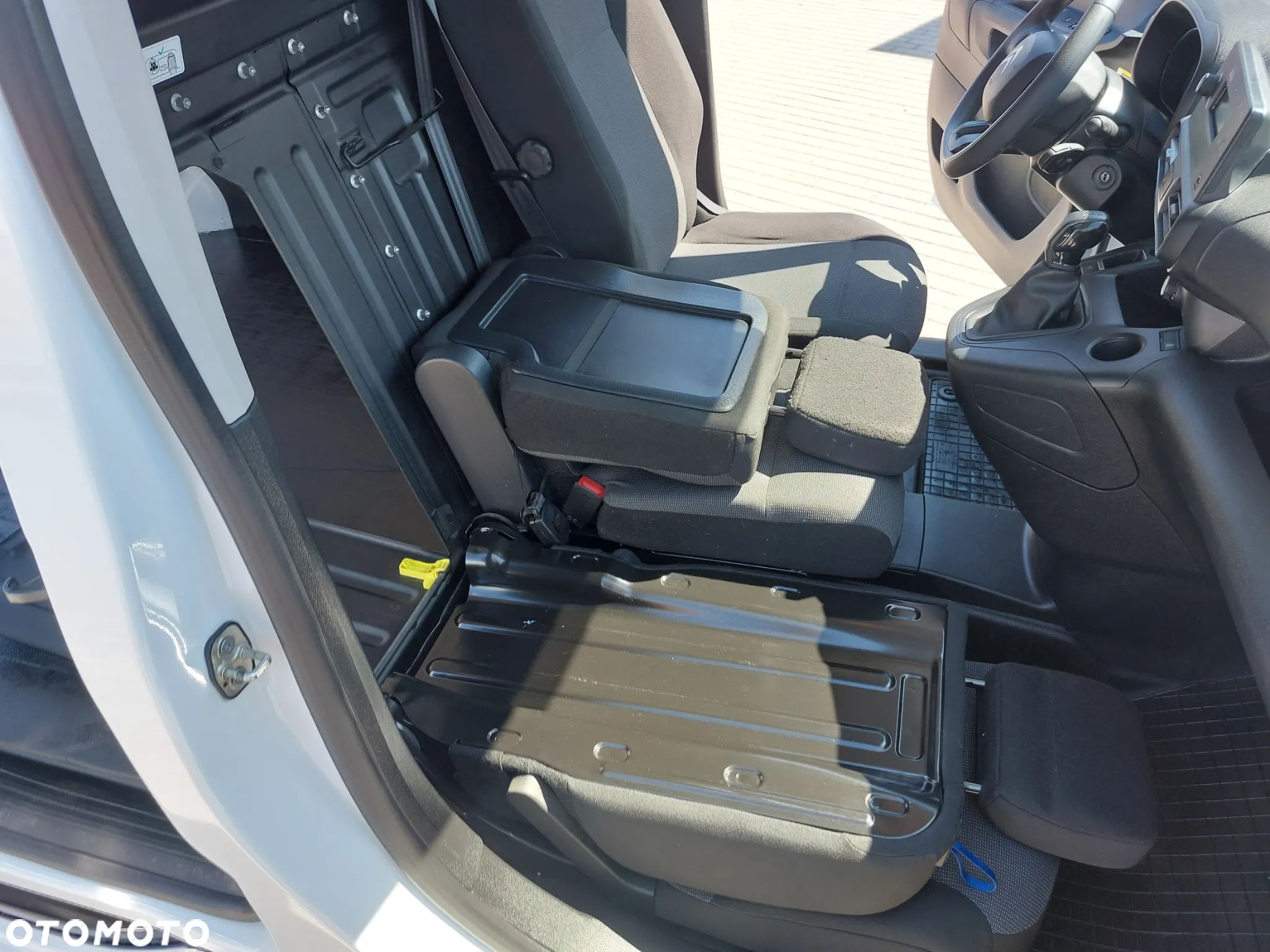Citroën Berlingo XL 1.5 BlueHDI Feel - 24
