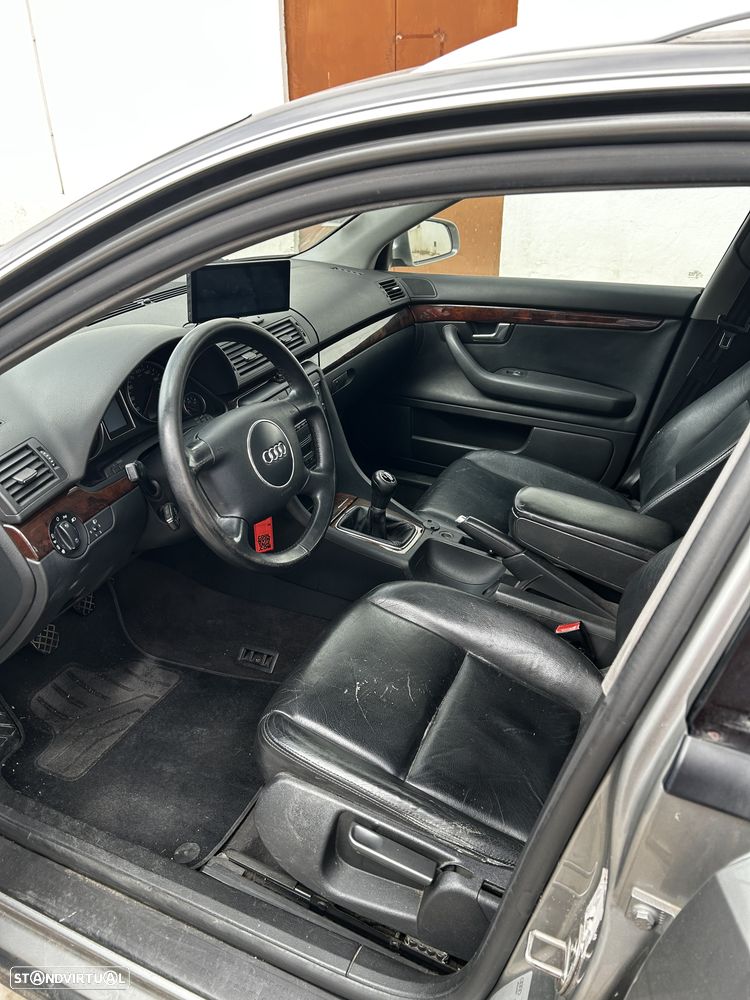 Audi A4 Avant 1.9 TDI m6 - 8