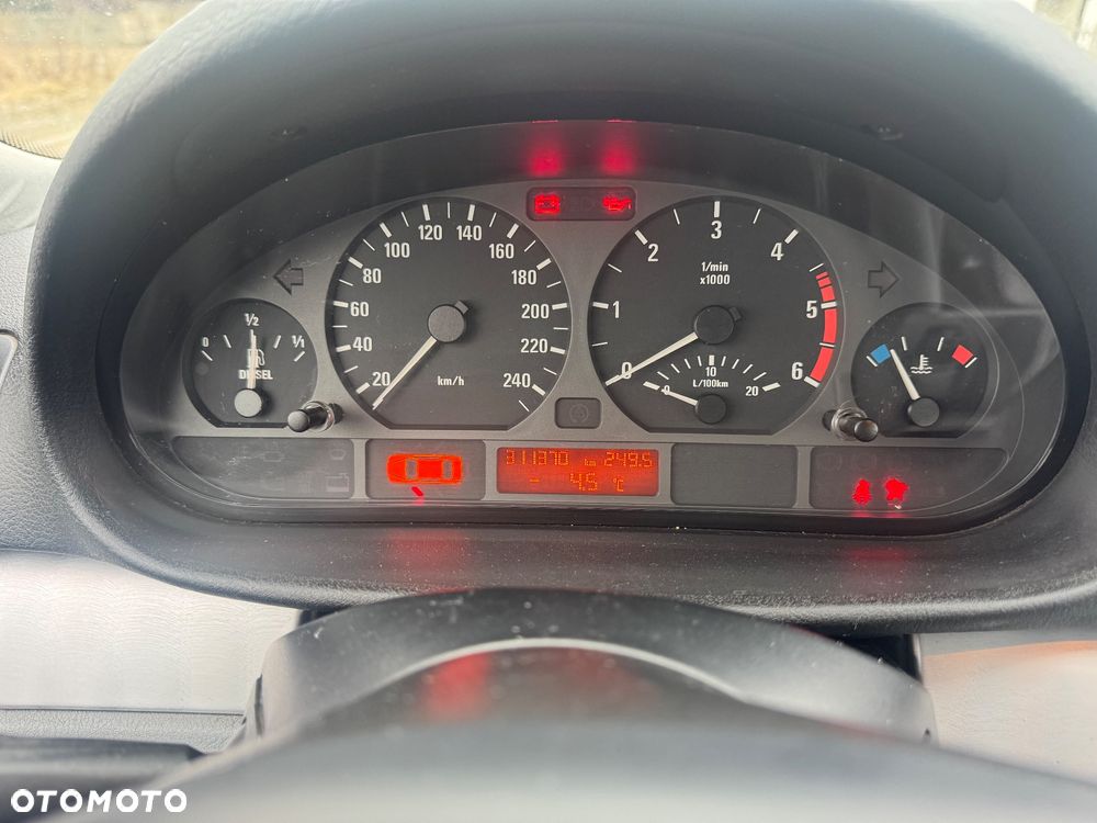 BMW Seria 3 330d - 10