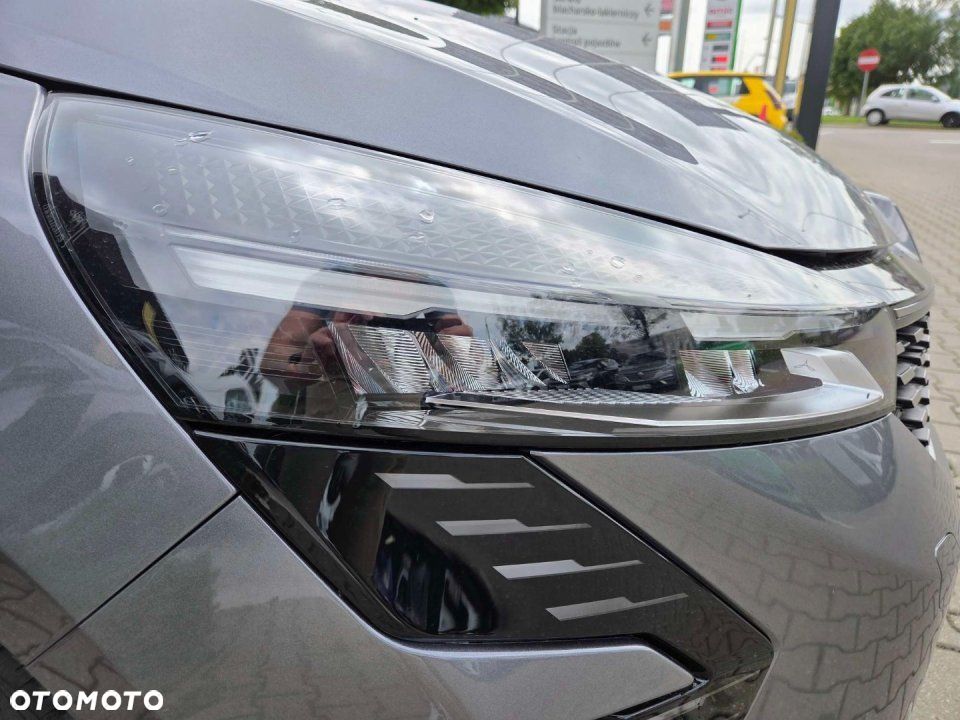 Renault Clio - 11
