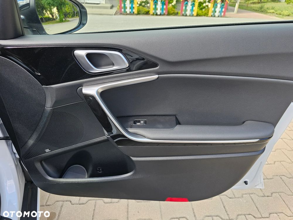Kia XCeed 1.5 T-GDI OPF DCT7 GT-LINE - 21