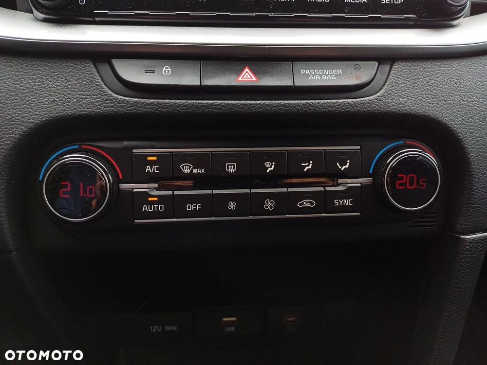 Kia XCeed 1.5 T-GDI M DCT - 18