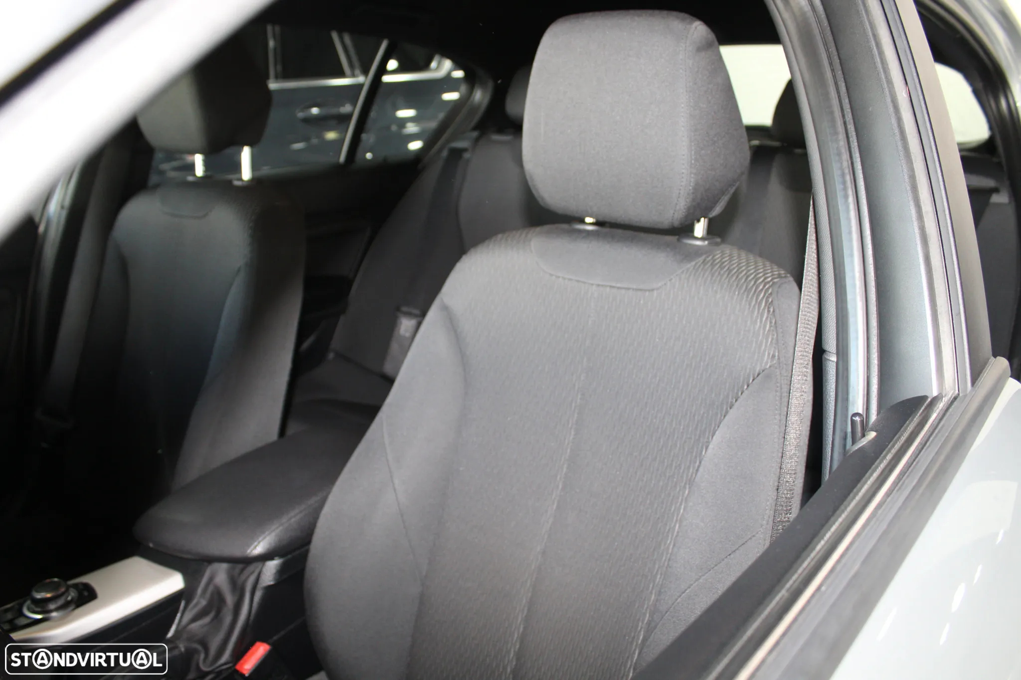 BMW 116 d EDynamics Advantage - 4