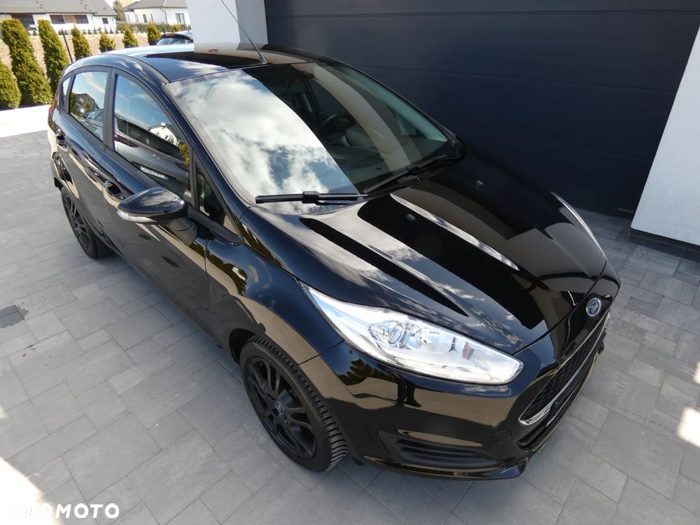 Ford Fiesta 1.25 Champions Edition - 4