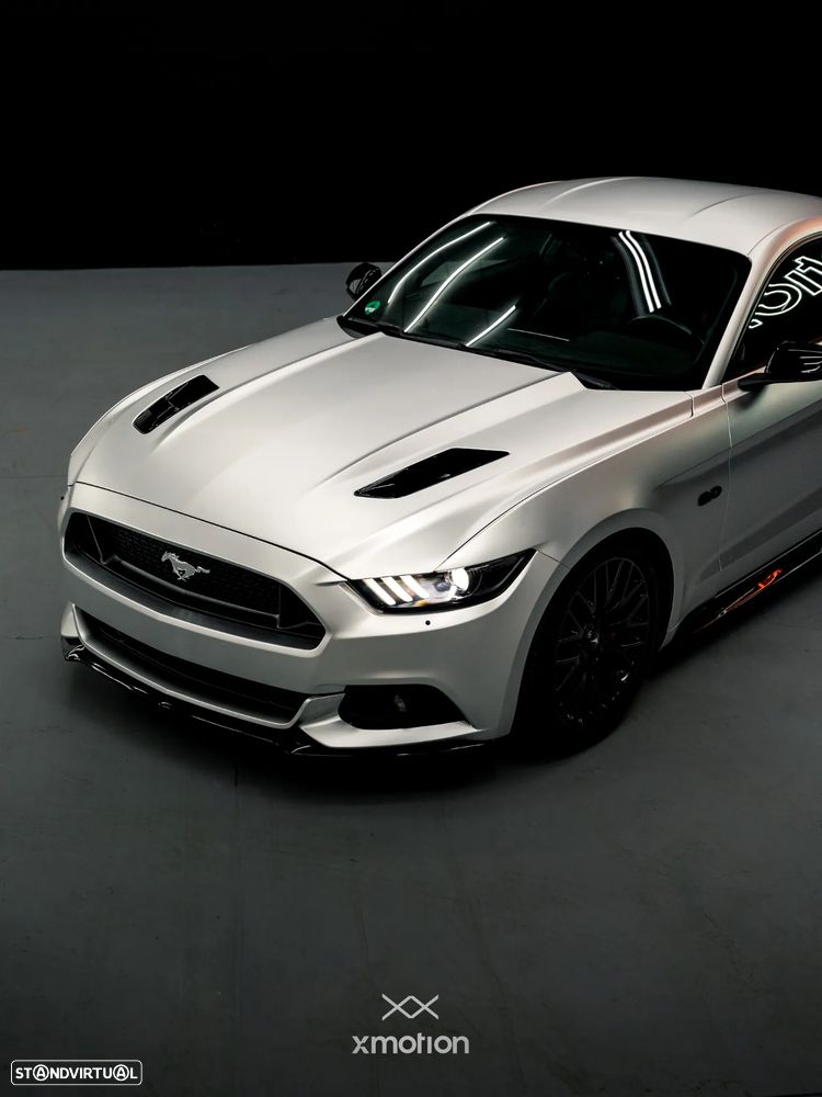 Ford Mustang - 1