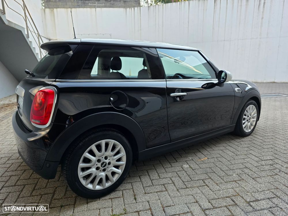 MINI 3 Portas Cooper D - 32