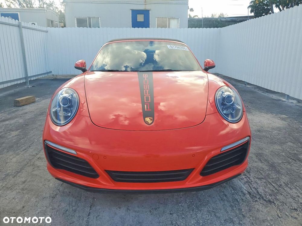 Porsche 911 Carrera S PDK - 3