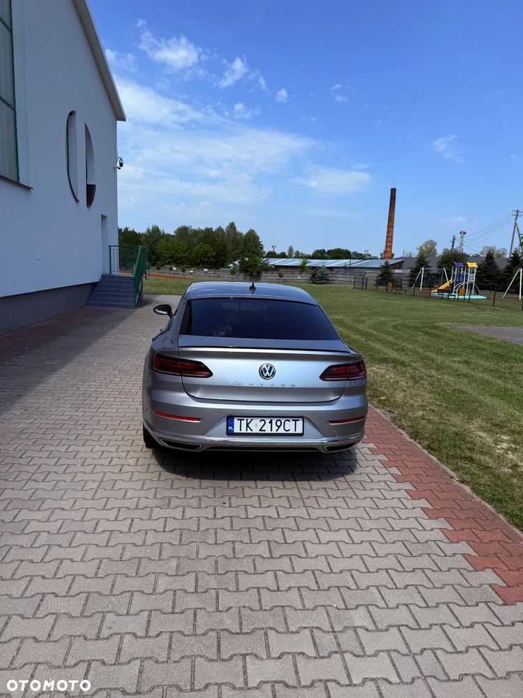Volkswagen Arteon 2.0 TDI SCR R-Line DSG - 4
