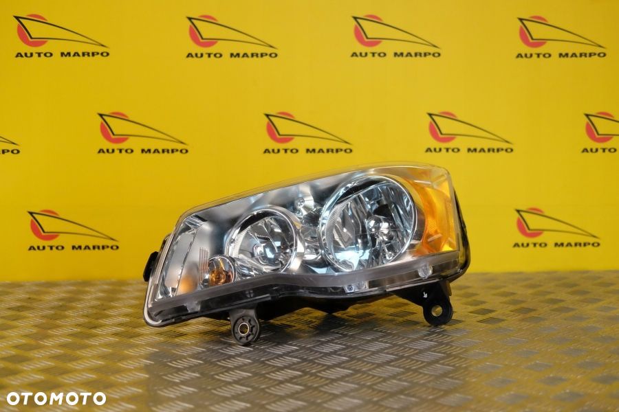 DODGE GRAND CARAVAN CHRYSLER VOYAGER TOWN COUNTRY 08- REFLEKTOR LAMPA L USA - 2