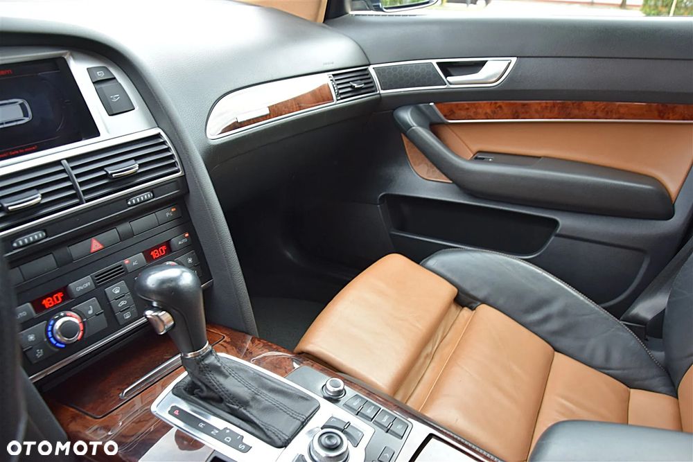 Audi A6 Avant 3.0 TFSI quattro tiptronic - 16