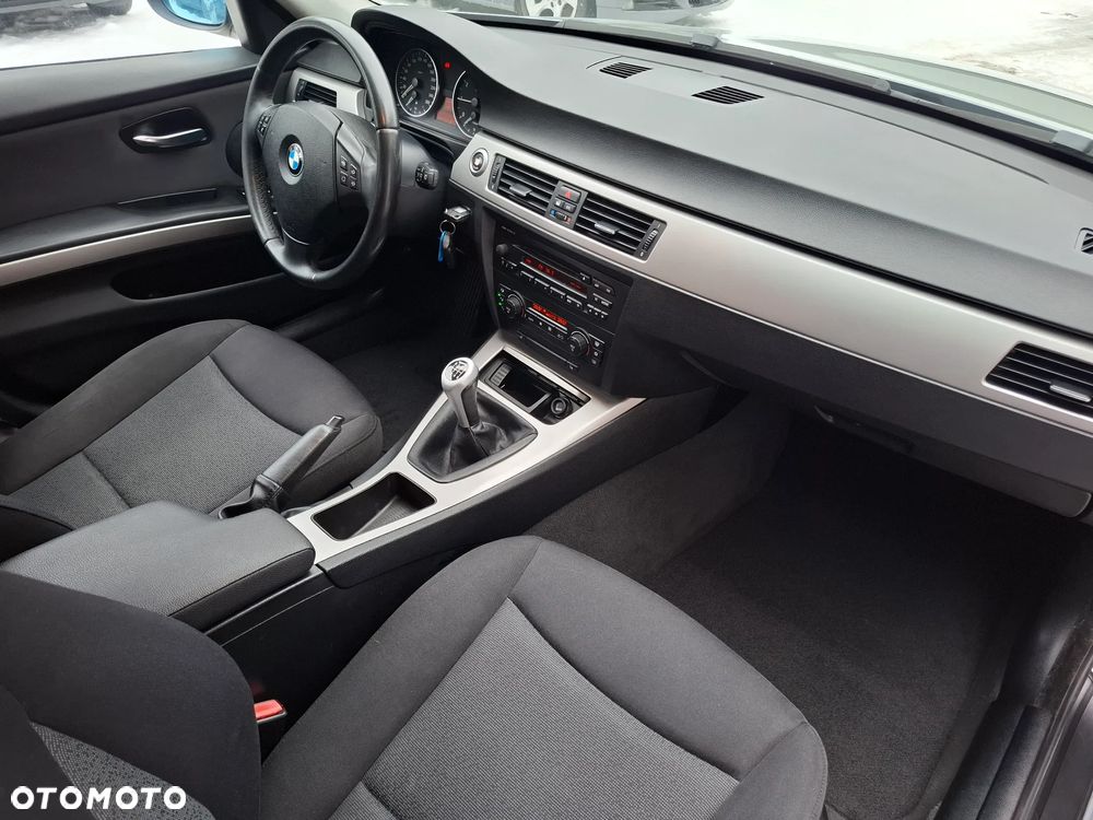 BMW Seria 3 - 19