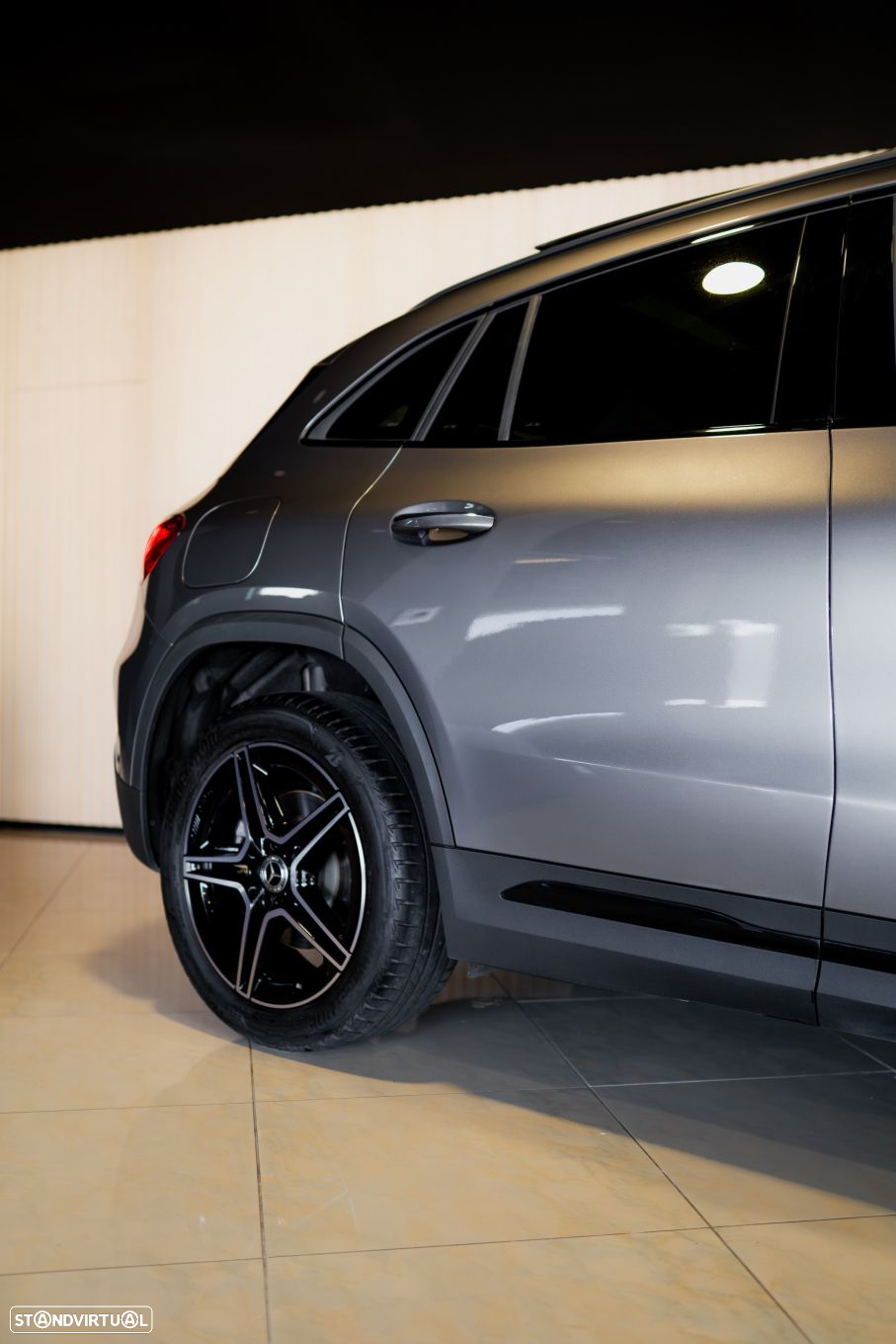 Mercedes-Benz GLA 250 e AMG Line - 13