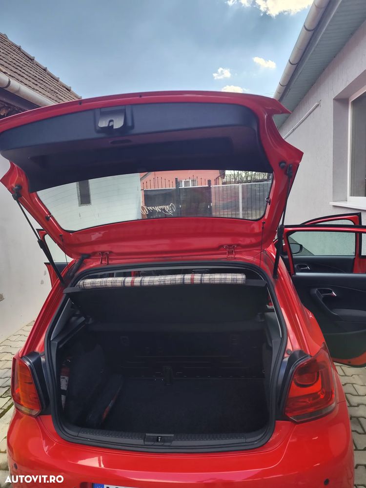 Volkswagen Polo - 4