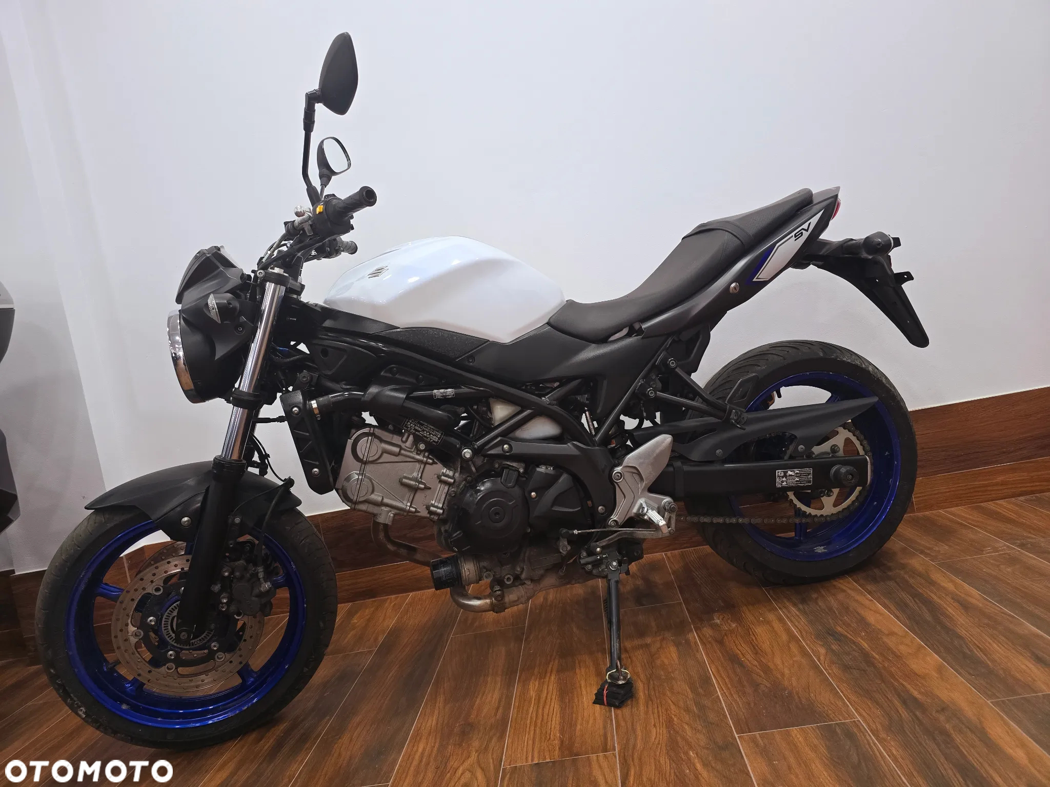 Suzuki SV - 18