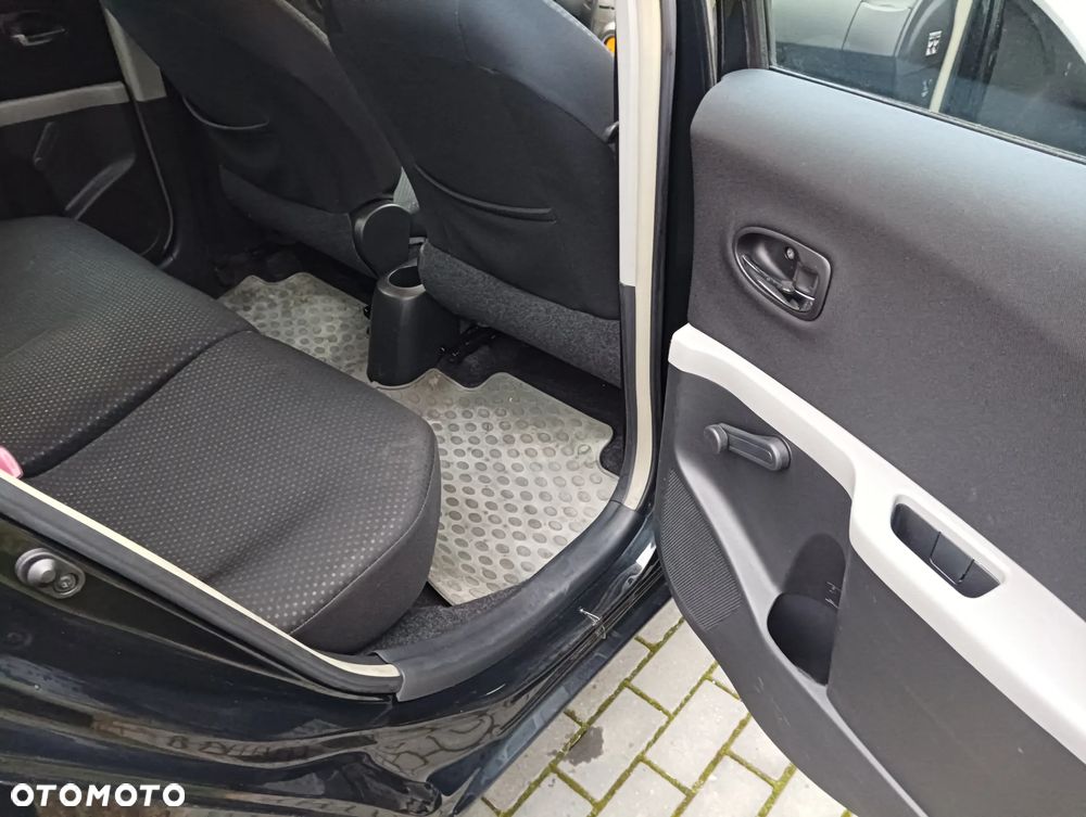 Toyota Yaris 1.33 VVT-i Cool - 12