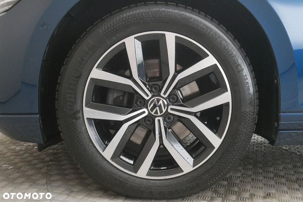 Volkswagen Passat - 14