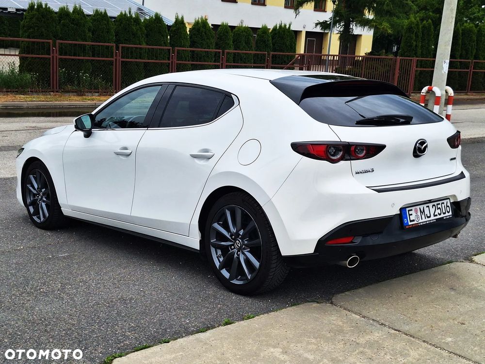 Mazda 3 SKYACTIV-G 2.0 M-Hybrid SELECTION - 2