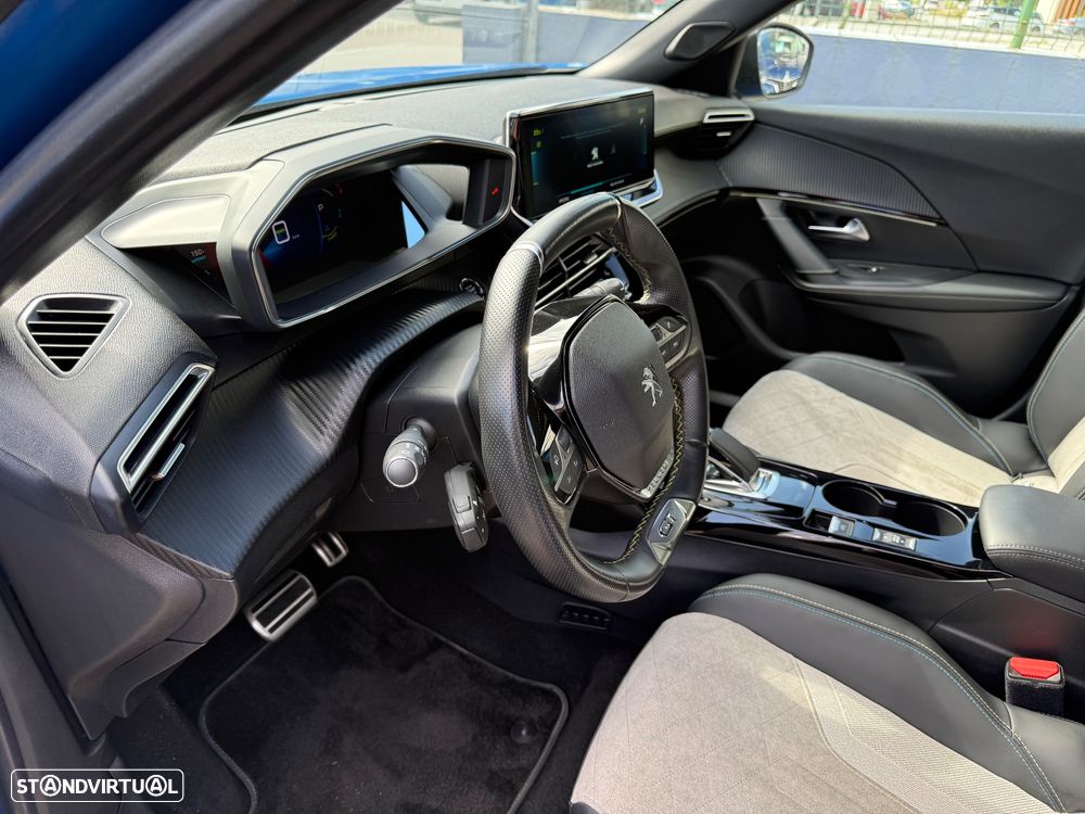 Peugeot e-2008 GT - 22