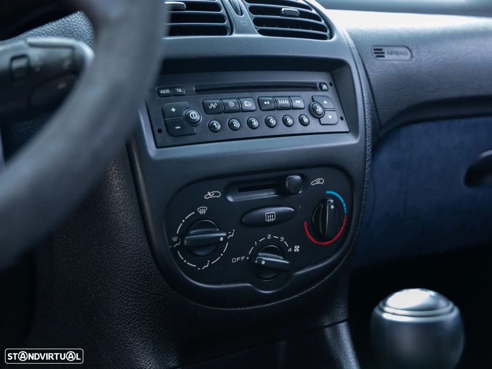 Peugeot 206 1.1 XT - 13