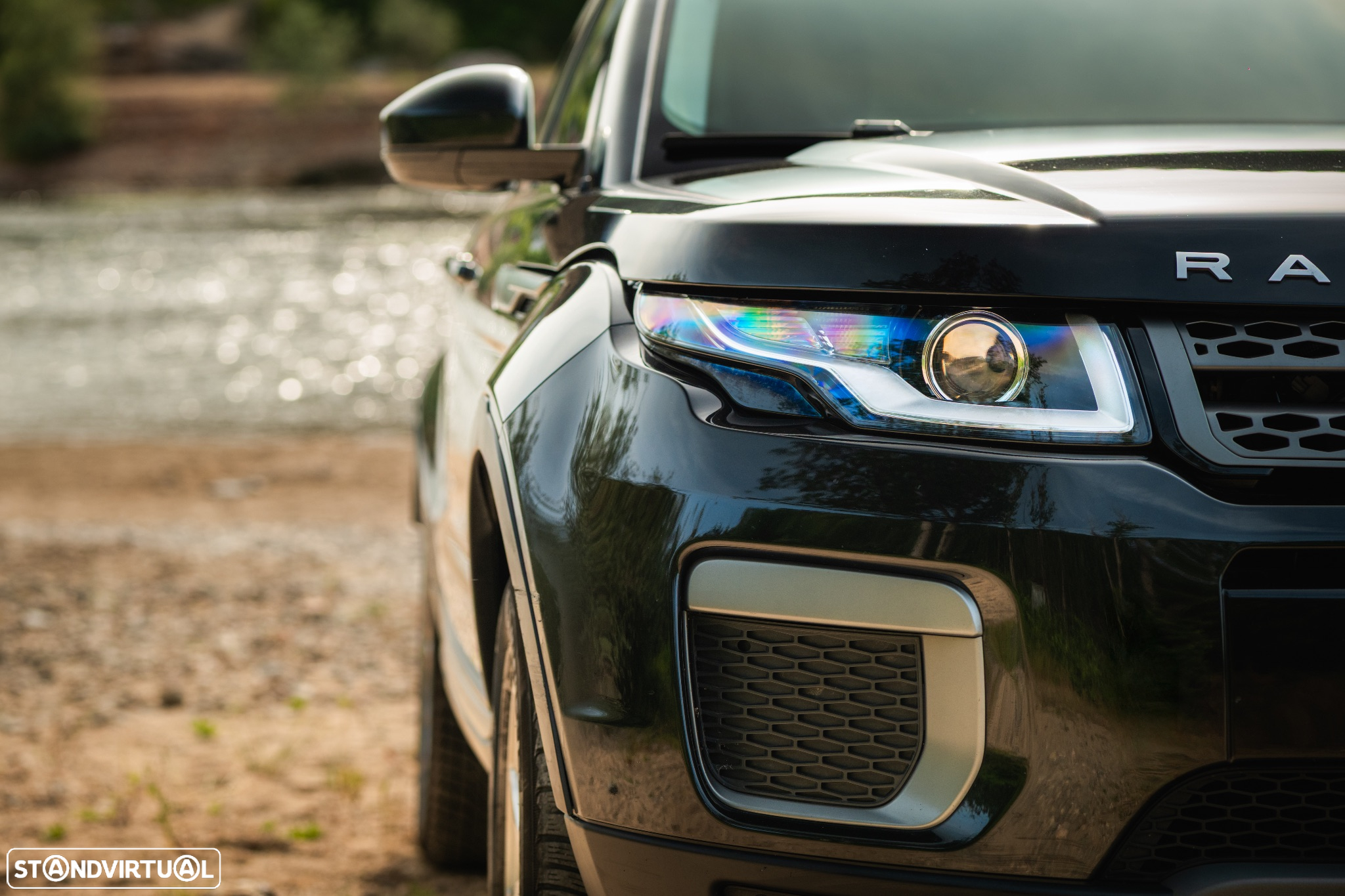 Land Rover Range Rover Evoque 2.0 D150 R-Dynamic - 17