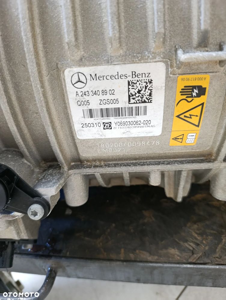 Silnik napęd elektryczny przód kompletny Mercedes EQB A243 W243 X243 AMG LIFT - 6